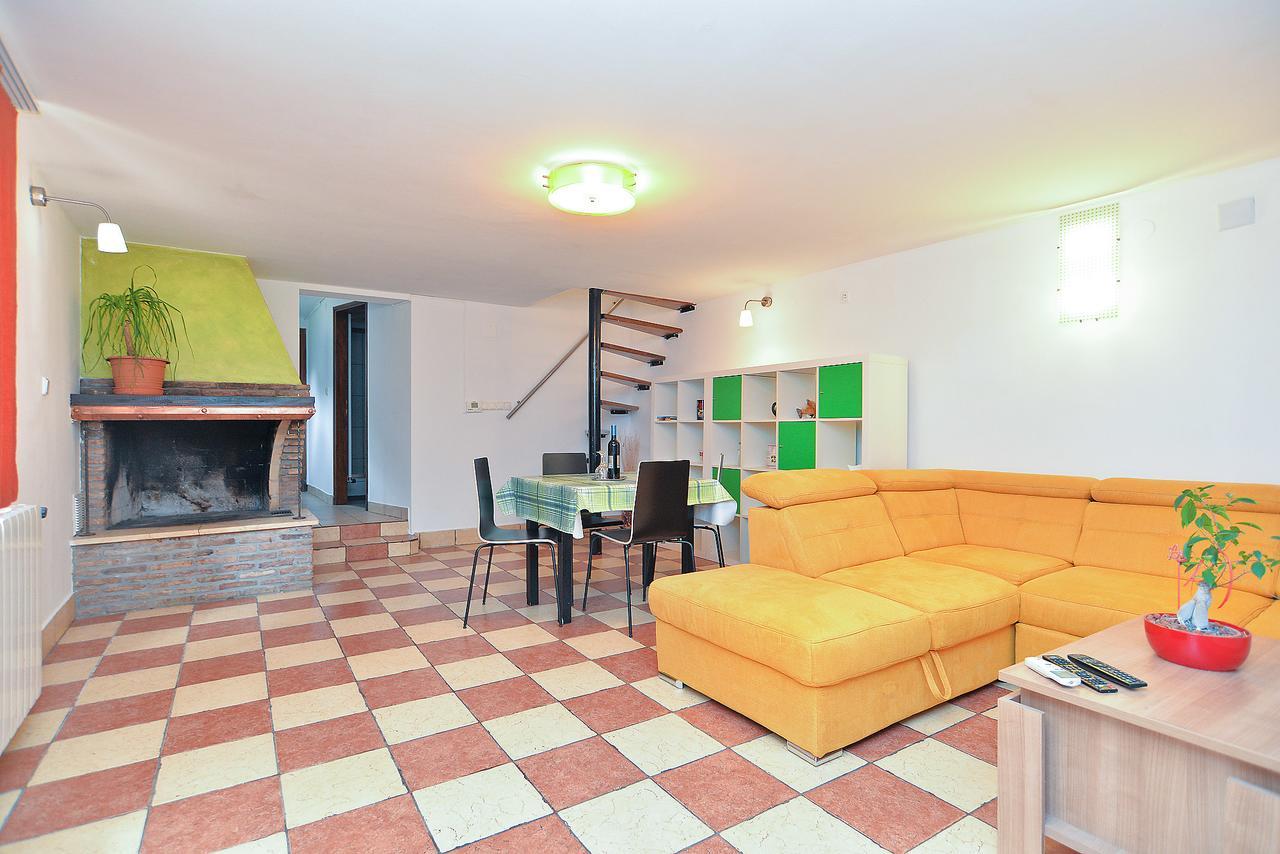 Apartments Dragica 929 Fažana Esterno foto