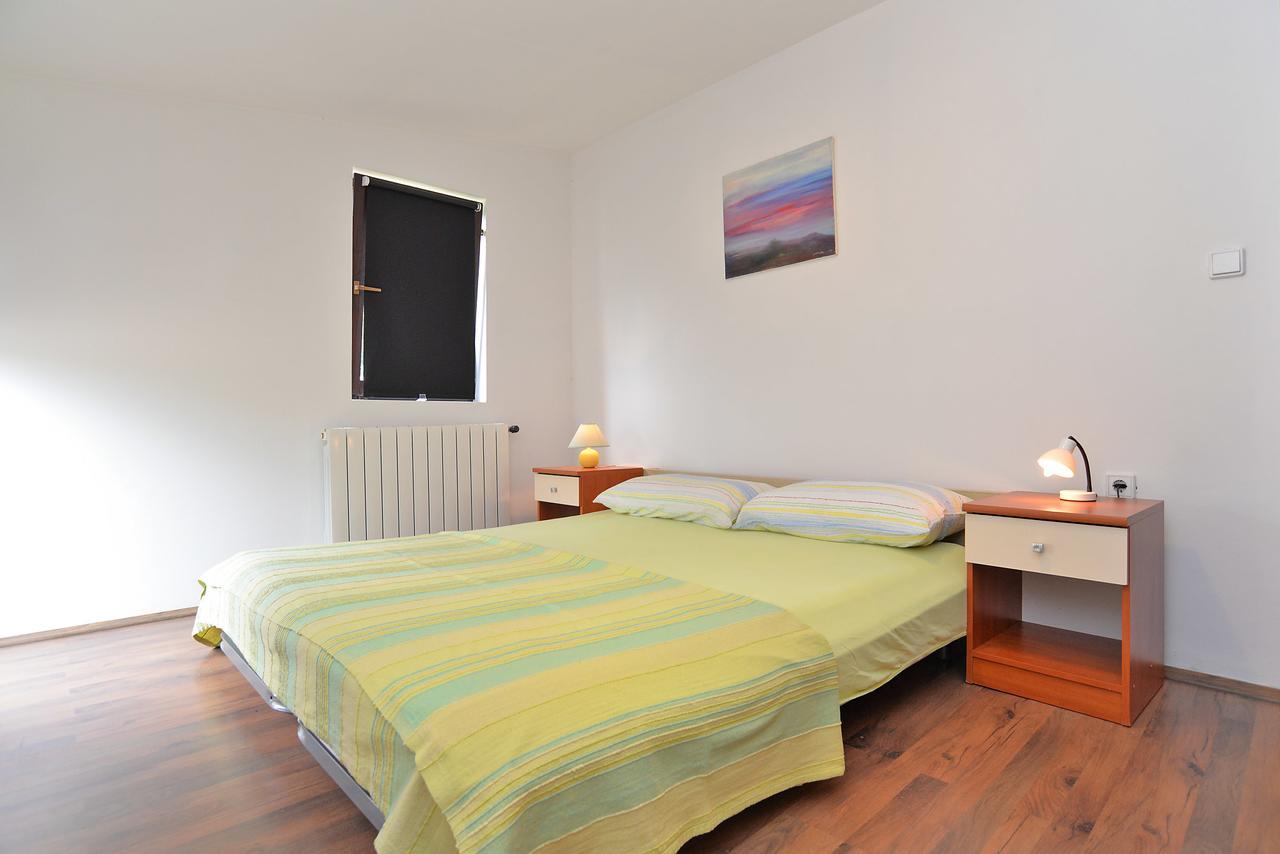 Apartments Dragica 929 Fažana Esterno foto