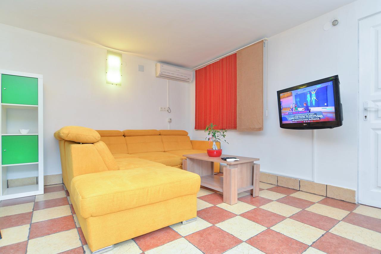 Apartments Dragica 929 Fažana Esterno foto